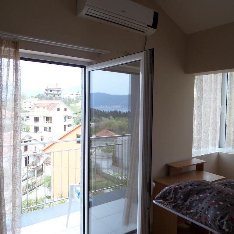 Agape Apartments Тиват Экстерьер фото