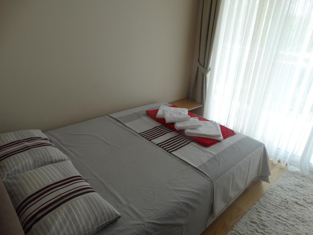 Agape Apartments Тиват Экстерьер фото
