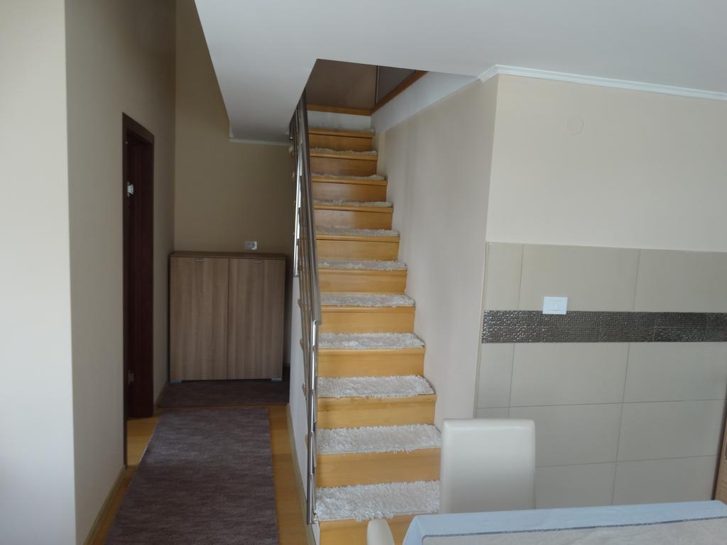 Agape Apartments Тиват Экстерьер фото